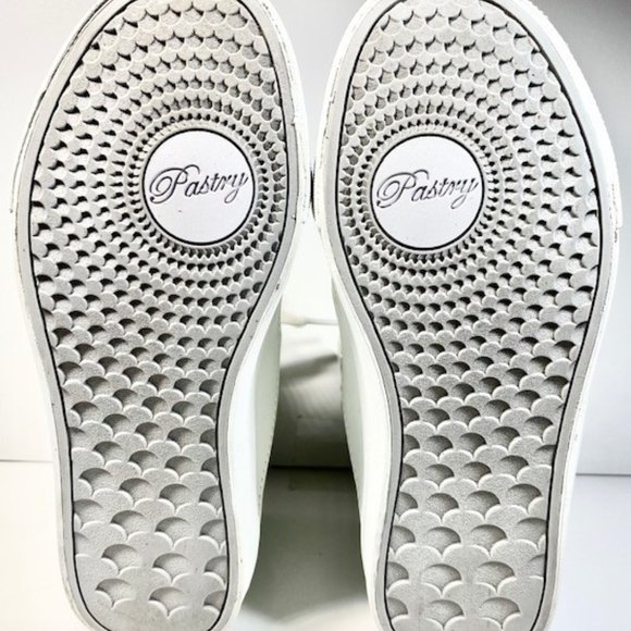 PASTRY POP TART GRID DANCE SNEAKER US SZ 6 - Picture 7 of 8